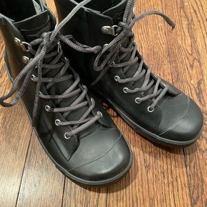 Rocket dog New Rainboots 8.5 women’s